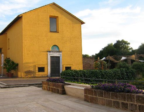 03 chiostro e chiesa